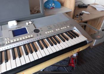 Keybord Yamaha psr s500