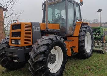 Ciągnik rolniczy renault 133.14