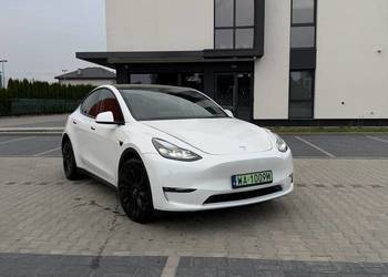 Tesla model Y Long Range Dual Motor