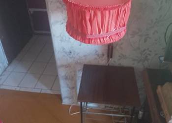 Sprzedam stolik z lampą