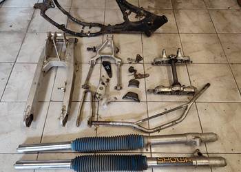 Suzuki RM 125 części lagi półki wahacz kiwak ślizg rm125