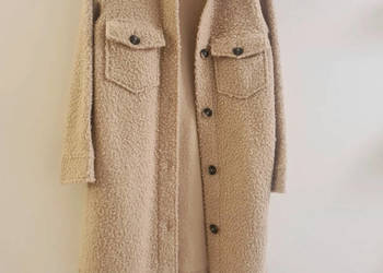 Beżowy płaszczyk na jesień Dunnes