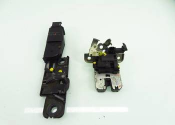 ZAMEK KLAPY DOCIĄG  SKODA SUPERB II 4F9827303A 8K9927505