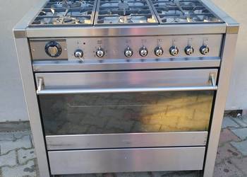 Kuchnia gazowa gastronomiczna 6-palnikowa z piekarnikiem