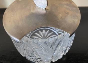 Cukiernica Hefra kryta, srebrno-kryształowa, Polonica, Warszawa – modernizm