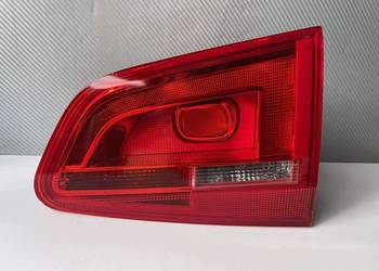 VW SHARAN 7N0 PRAWA LAMPA W KLAPĘ