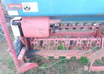 Sprzedam siewnik isaria-6000