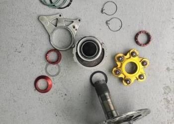 DUCATI MULTISTRADA 1260 V 4 S PRZEKŁADNIA MIMOŚRÓD PIERŚCIEŃ WAHACZ TARCZKA