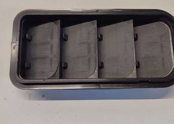 VW TAYRON KRATKA BAGAŻNIKA PRAWA 7N0819465F 571819946