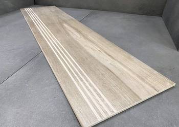 Gres drewnopodobny na schody 120x30 antypoślizgowe RYFLE