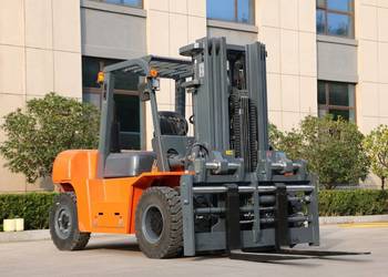 Wózek widłowy spalinowy Müller Machinery MFD 70, udźwig 7 t – nowy