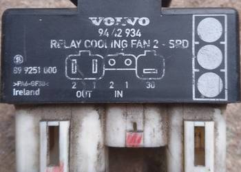 Przekaźnik wentylatora chłodnicy Volvo 850 V70 S70 S80 9442934 899251000