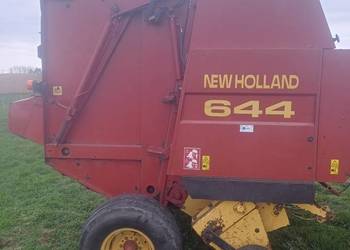 Prasa New Holland 644