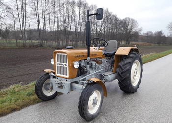 Ursus C-330 ładna 1981r
