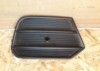 AUDI Q3 8U0 LIFT 15+ KRATKA PRAWA ZDERZAKA PRZÓD 8U0807682Q