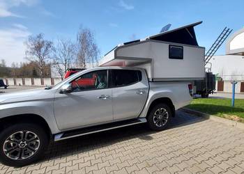Pickup camper zabudowa kamperowa - turystyka