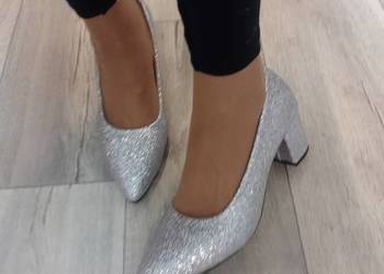 (41) Srebrne, bogato zdobione czółenka wieczorowe NOWE