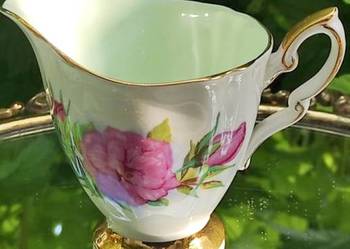 MLECZNIK Z RÓŻOWĄ RÓŻĄ Royal Standard
Wheatcroft  "Prelude Rose"