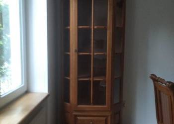 WYPRZEDAZ Elegancka witryna swarzedzka debowa