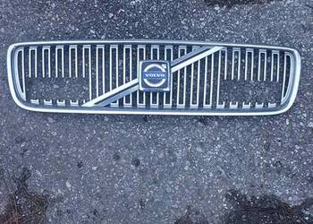 Atrapa grill Volvo V 70 2005 rok