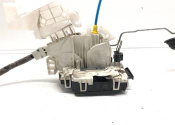 ZAMEK DRZWI LEWY PRZÓD MERCEDES W212 Sedan/Limuzyna A0997200135 09-16