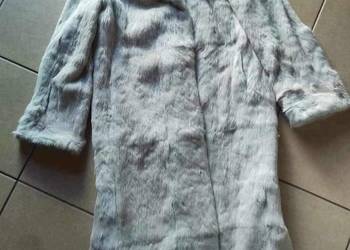 Maxi długi płaszcz z naturalnego futra z królika śmietankowy oversize