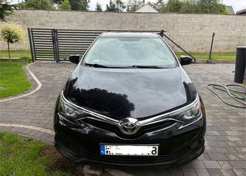 Samochód Toyota Auris