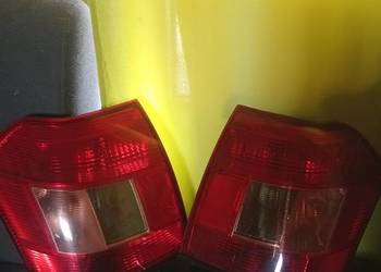 Lampy tylne do Toyota Corolla (prawa i lewa)
