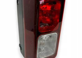 LAMPA PRAWA Renault Trafic III Opel Vivaro B tylna prawy tył dół 265548758R