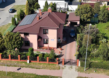 Wygodny dom z możliwością prowadzenia działalności