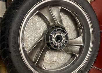 Honda NTV 650 RC33 tylne koło felga opona C383 Honda NTV 650 RC33 tylne koło felga opona C383