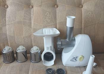 Elektryczna maszynka do mielenia mięsa Zelmer Diana 887.84 z szatkownicą