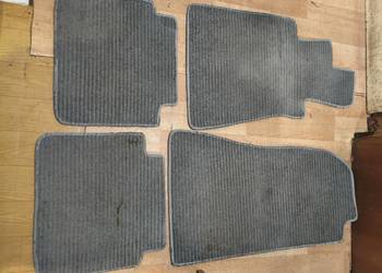 Mercedes 190 W201 dywaniki rypsowe komplet szare 190 dywan