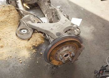 3D0505235AE PHAETON  BELKA / SANKI TYŁ