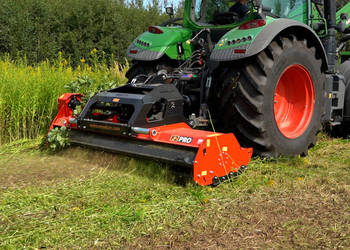 KOSIARKA == MULCZER do trawy REMET F2-250  Duzy mulczer bijakowy