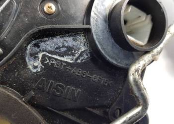 ZAMEK DRZWI PP  TOYOTA AVENSIS