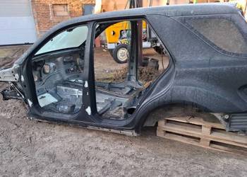 Ml W164 Mercedes 280 mocno uszkodzony zarejestrowany Ml W164 Mercedes 280 mocno uszkodzony zarejestrowany