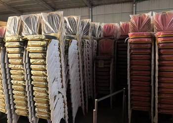 Krzesła bankietowe restauracyjne weselne tapicerowane