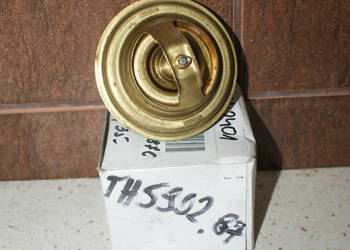"TERMOSTAT VW 87C A4 2,6-2,8;A6 2,6-4,2; A8 2,8"