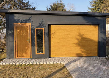 Garaż z płyty warstwowej 6x5 | okno FIX | Brama segmentowa