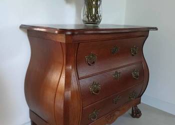 Stylowa komoda z brzuszkiem