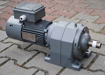 Motoreduktor 0.55kw. 16obr./min. z hamulcem. SEW