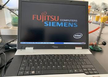 Laptop Fuji Siemens