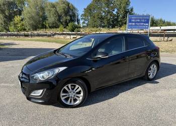 Hyundai i30 1.4 BENZYNA Klimatronik Nawigacja Kamera Tempomat Ledy