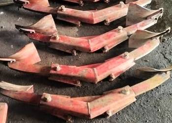 Przedpłużki kukurydziane do pługa obrotowego Naud komplet