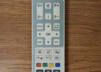 Pilot uniwersalny do telewizora