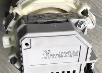 Pompa myjąca z przepływowym podgrzewaczem wody zmywarki SIEMENS SMI43M15EU