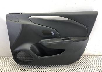 BOCZEK DRZWI PRAWY PRZÓD OPEL CORSA F 8910248 Hatchback TAPICERKA