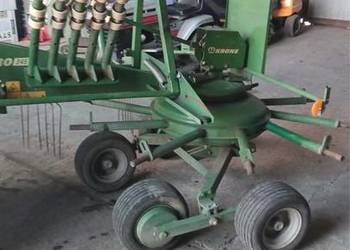 Zgrabiarka karuzela do siana