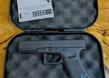 GLOCK 17 Umarex CO2 4,5 mm BB, Diabolo– komplet, walizka, akcesoria